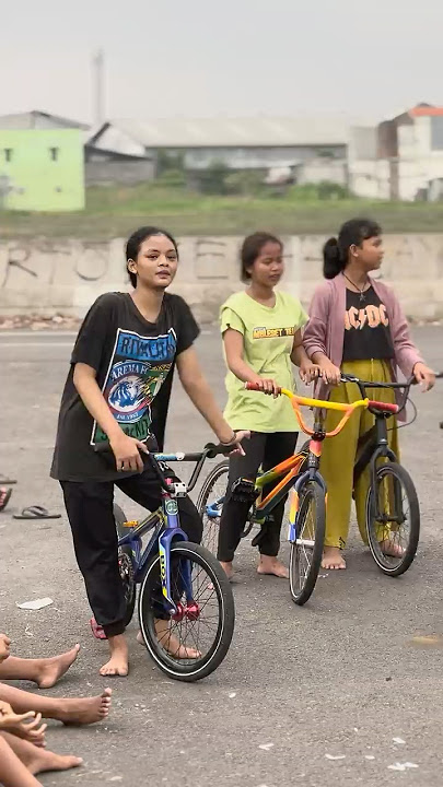 PESONA JOKI CEWEK BALAP ONTHEL😍 #fypシ゚ #shorts #dragrace #herex #viralshorts #bmx #dragracing