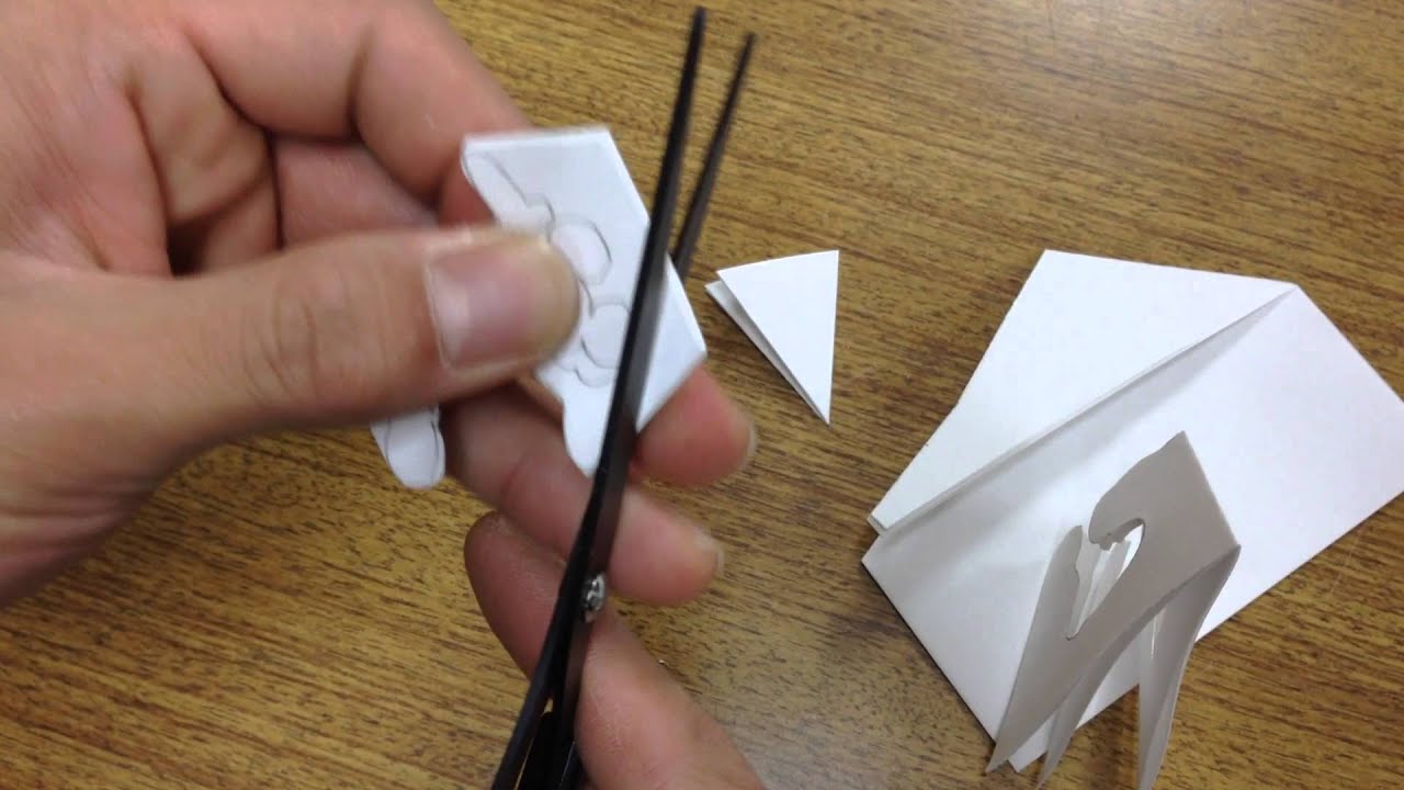 簡単切り絵まとめ 100均折り紙で作れる図案紹介 星 花 動物