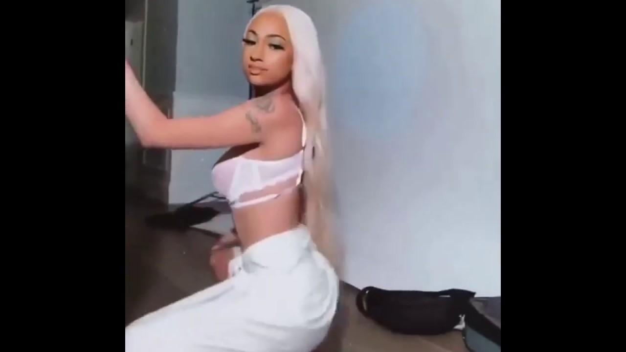 Bhad Bhabie twerking compilation - YouTube.