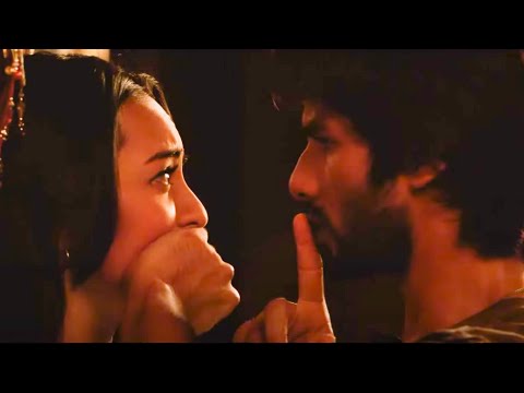 Shahid enters the bedroom of Sonakshi - R...Rajkumar Movie Scene | Shahid Kapoor, Sonakshi Sinha