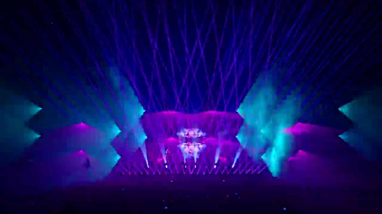 little celebrity (live at LSR/CITY CYBERPUNK)