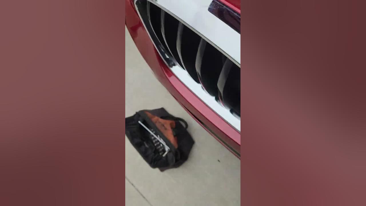 2019 Bmw x4 30i upper Radiator Hose Replacement pt 1 - YouTube