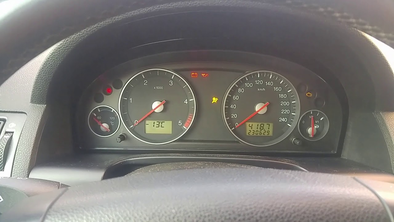 Ford Mondeo mk3 2.2TDCI Cold start 13'C YouTube