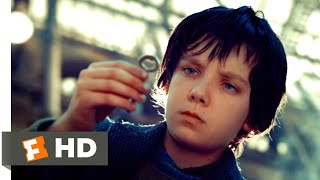 Hugo (2011) - Stuck on the Tracks Scene (5\/10) | Movieclips