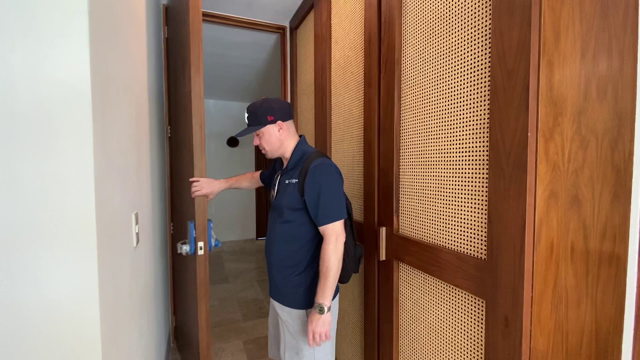 Omara Master Suite with Dual Rental Options