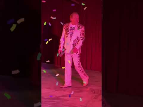 Народный артист России Владимир Девятов 