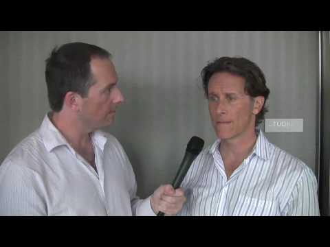 The Gregory Mantell Show -- Steven Weber from "Happy Town"