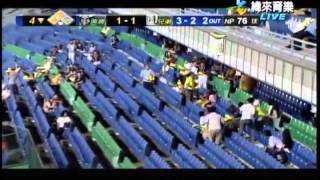 20120823 CPBL 陳江和三分全壘打