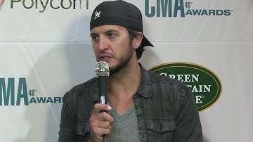 Luke Bryan Interview | CMA Awards 2012 | CMA