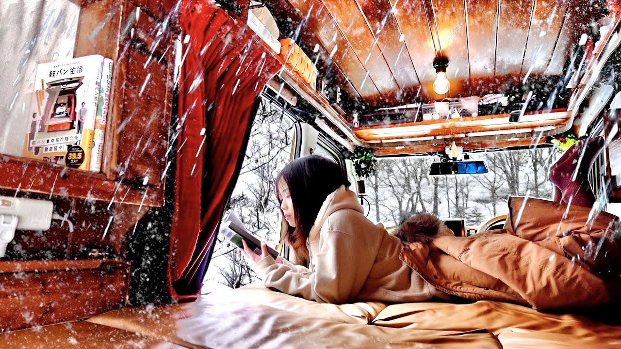 Мой маленький дом, минивэн. Повседневная жизнь в снегу.