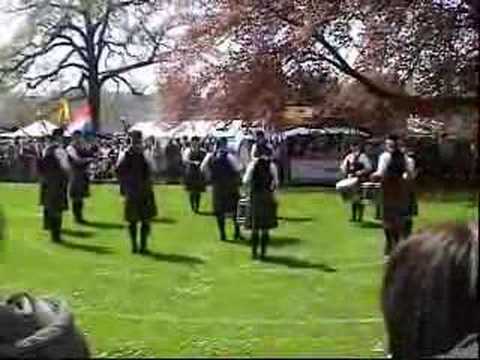 Dronten & District Pipe Band at the Highland Gathering Peine(D).