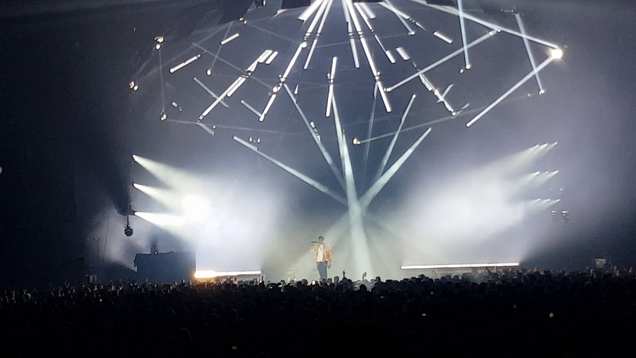 Damso : Autotune ( Bruxelles / Palais 12 )