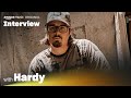 Capture de la vidéo Hardy Explains How His Song 'Beer' Is A Country Version Of The 'Friends' Theme Song | Amazon Music