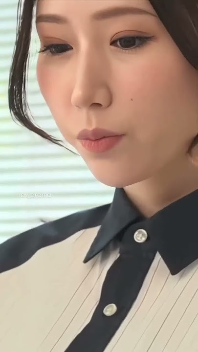 Karyawan Minimarket. WAAA -303. Sayama Ai