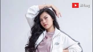 Lirik lagu bodo amat - Julia vio ft insan Api (by lirik NN Young)