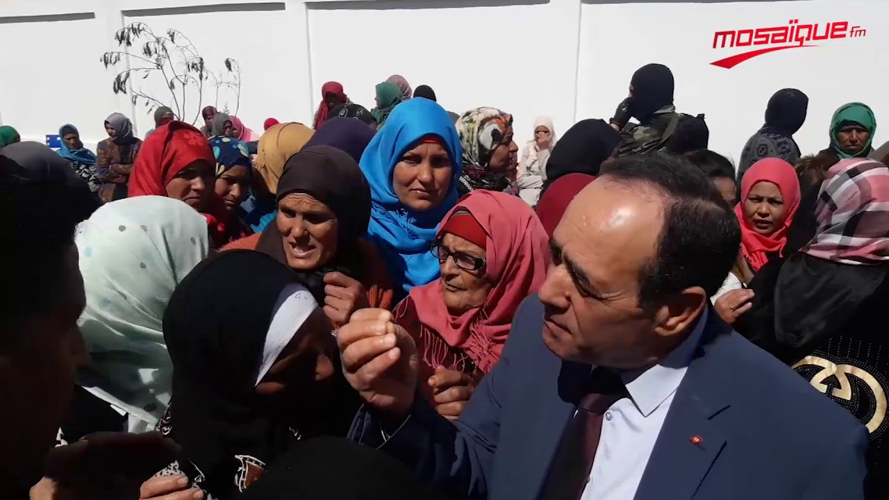 سكان منطقة ''عين البية'' يتحدّثون عن معاناتهم  من تواصل انقطاع الماء الصالح للشراب