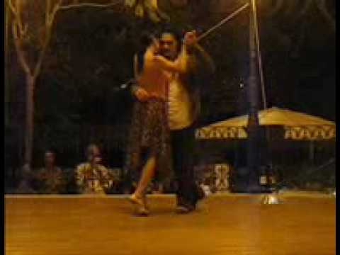 Gaston Torelli y Moira Castellano 1