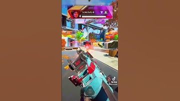 NO SHIELD AND THIS HAPPENS?! #softycooks #apexlegends #consoleplayer