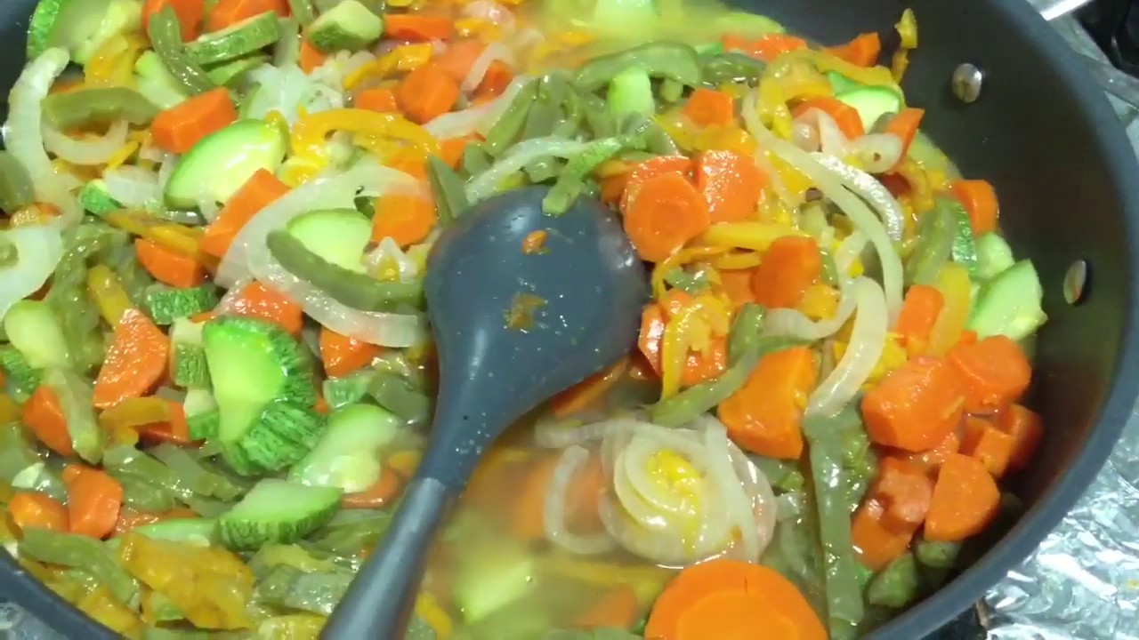 Como preparar chiles manzanos - YouTube