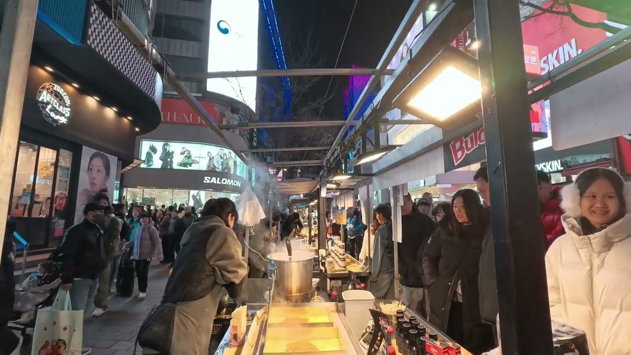 N.4252 - Myeongdong Night Market P3