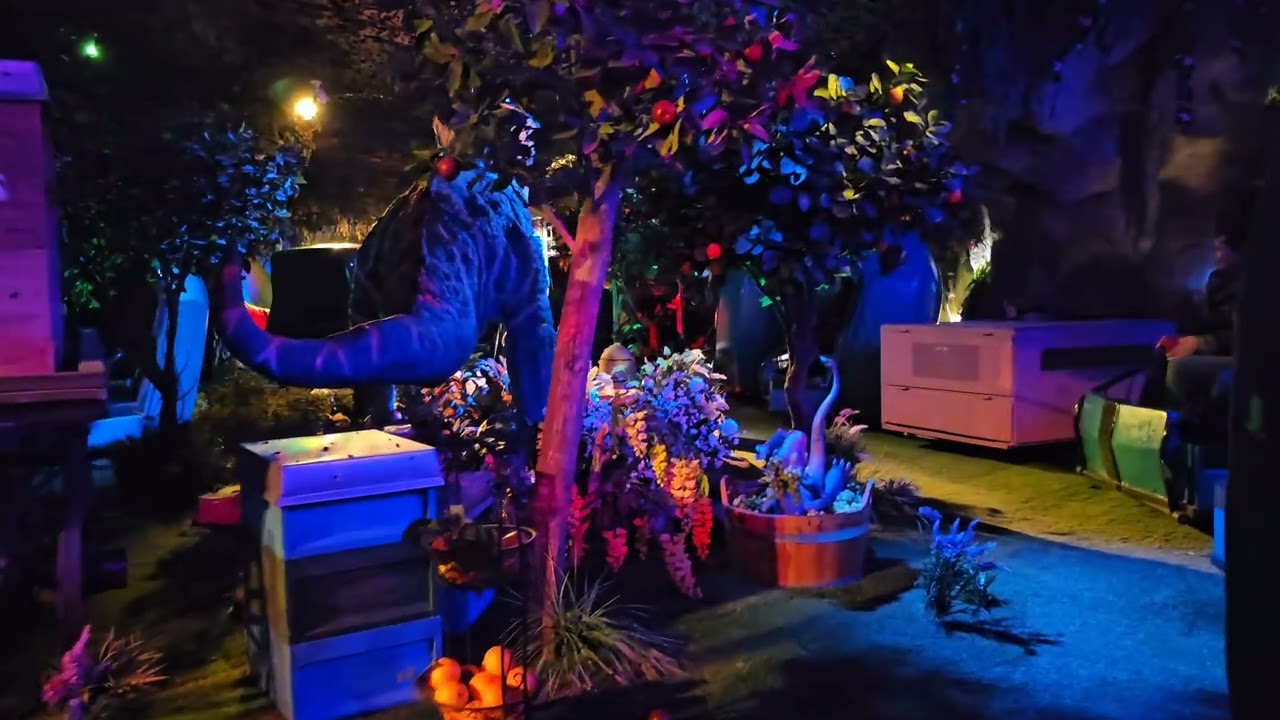 Madame Freudenreich Curiosités at Europa-Park onride.