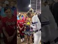Rookie Sam Landry signing a long line of autographs after the game ✍️