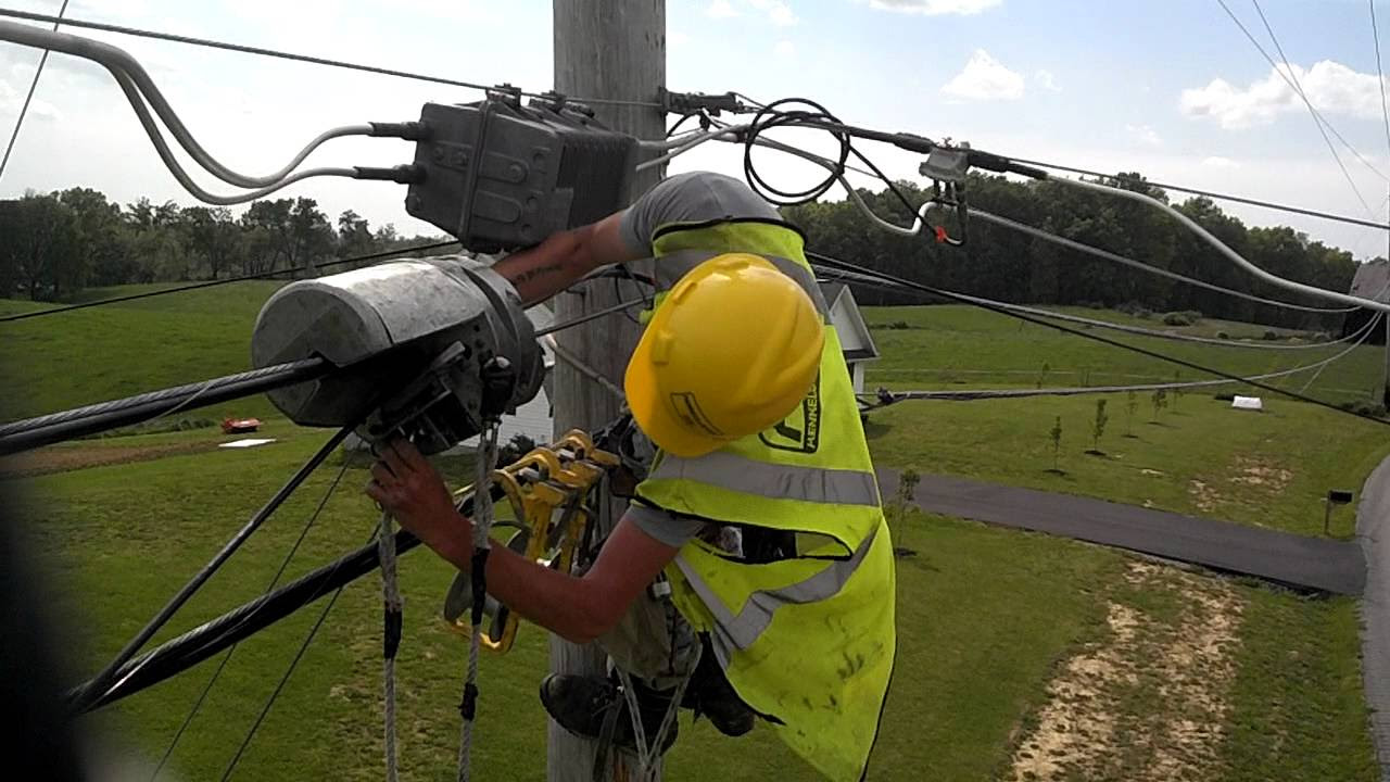 Lineman Swapping a Lasher