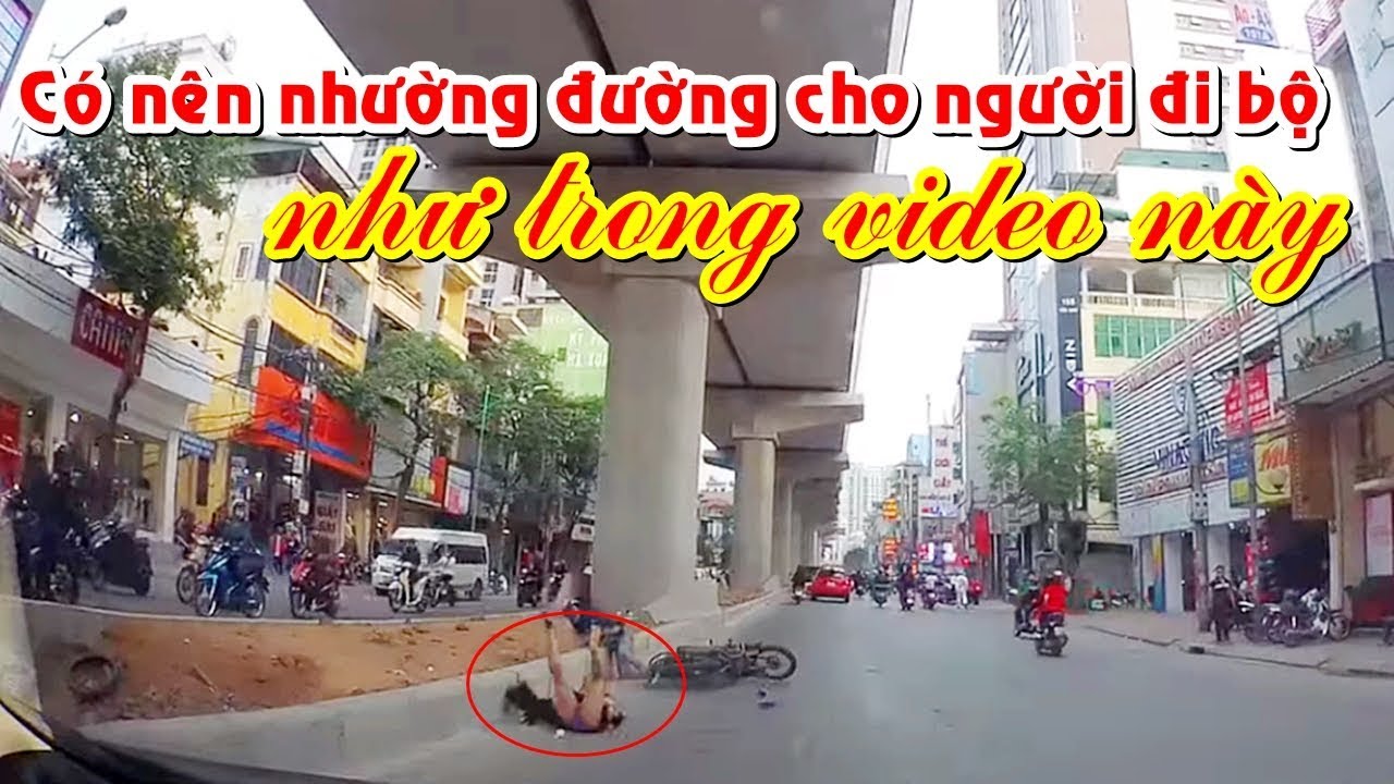 Có nên nhường đường cho người đi bộ?