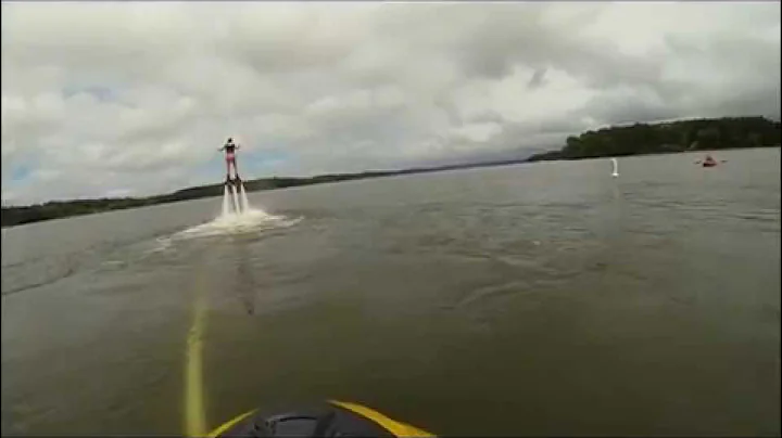 Michele Atkins Cruizin the FlyBoard