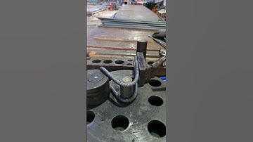 Bending for spacing staircase rebar #shorts #construction #building #civilengineering