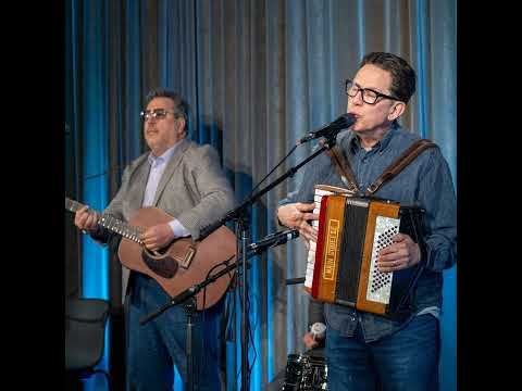 Get Lit: Musical Guest They Might Be Giants