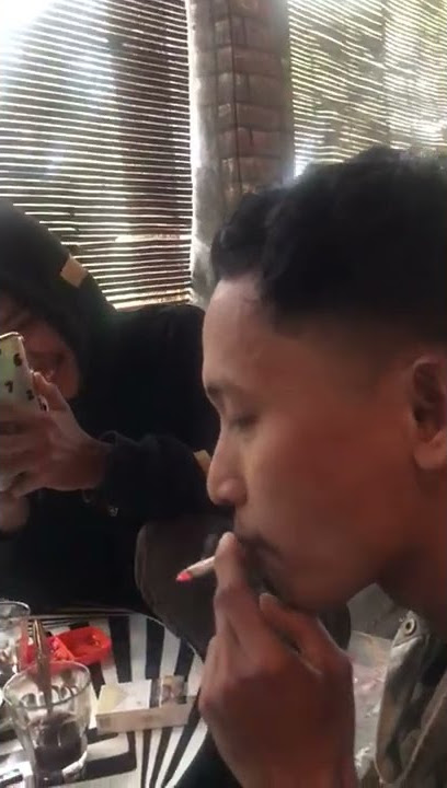merokok skill dewa, asap rokok keluar dari mata