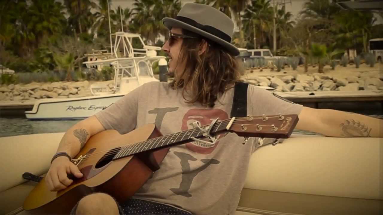 Cisco Adler - Coastin ( Video + Free DL )