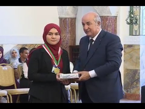 الوزير الأول عبد المجيد تبون يشرف على تكريم المتفوقين في امتحان شهادة البكالوريا2017
