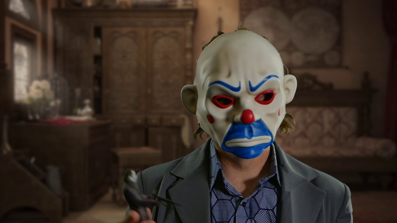 Джокер маска 2. Маска Джокера темный рыцарь. Клоунская маска темный рыцарь. Клоуны из темного рыцаря. Маска Джокера из темного рыцаря.