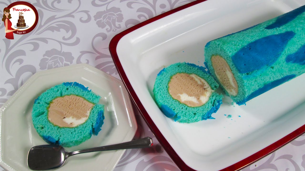 Rotolo decorato con gelato - Ice cream decorated roll