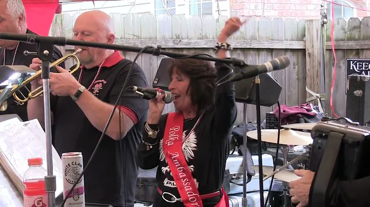 Jose Cuervo (Carol Forman on vocals)