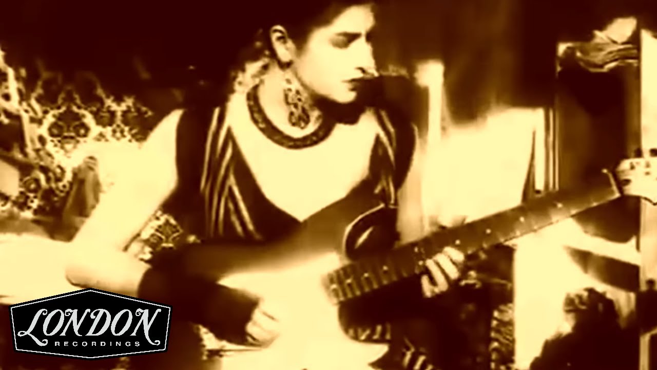 Shakespears Sister - Hello (Turn Your Radio On) (Official Video) - YouTube
