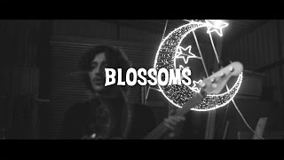 Blossoms - My Favourite Room (Acoustic)