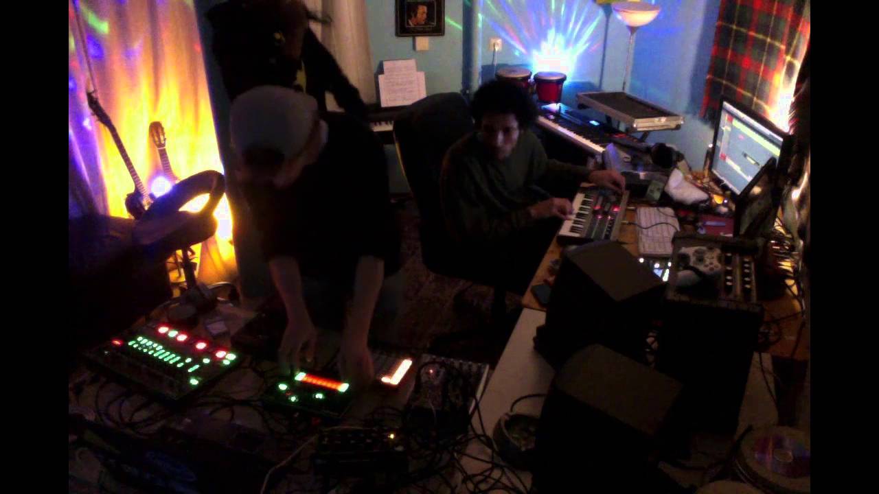 Hvt Jamz Session ft. Don de Baron, Left Lynx, Moses Charles