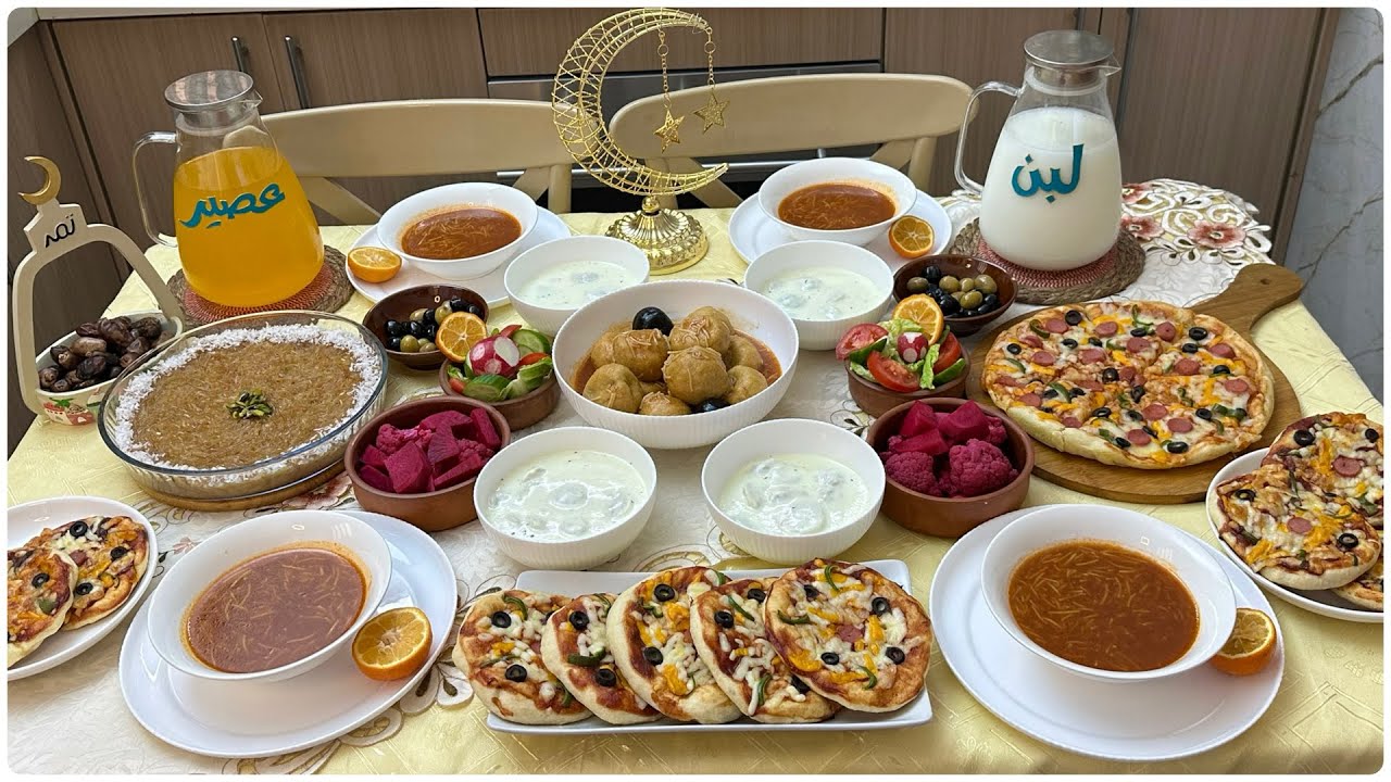فطور ٥ رمضان 🌙نوعين شوربة/ الشوربة الحمراء بكبة الجريش و الشوربة البيضاء و بيتزا رهيبة #اكسبلور #طبخ
