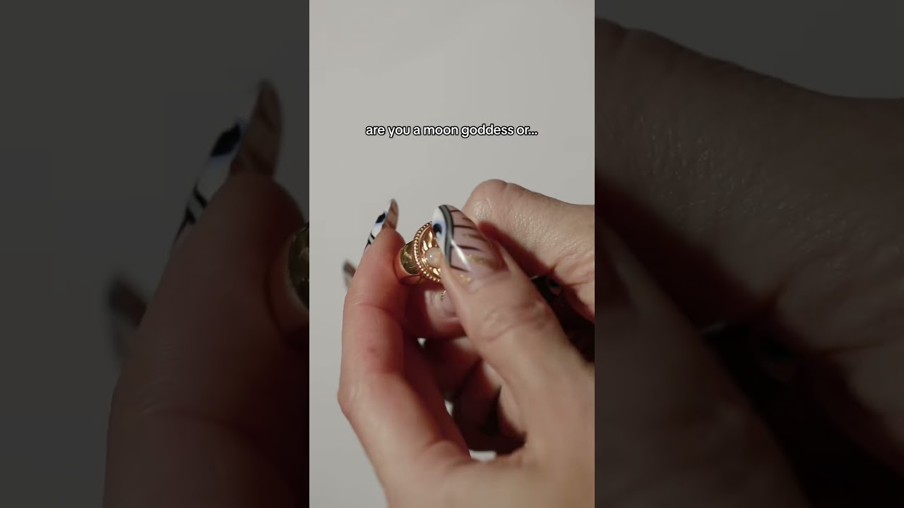 our new flip ring to match whichever one you’re drawn to 🌙☀️