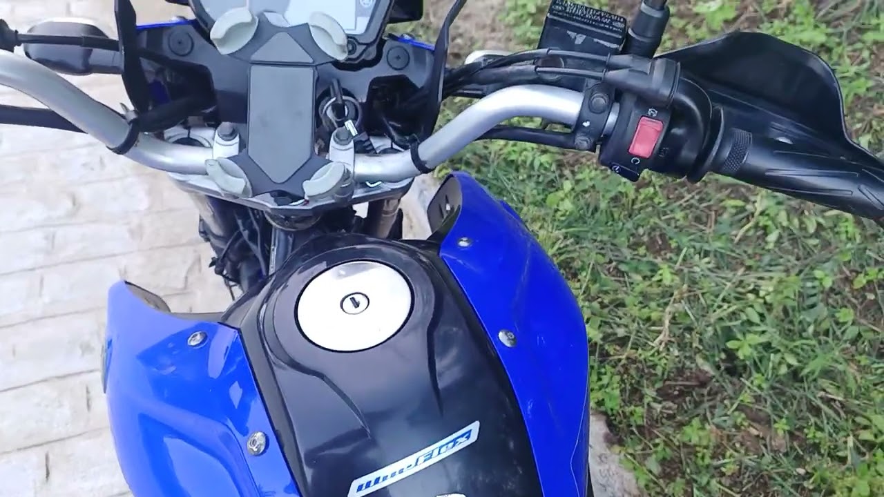 Primeira troca da bomba de combustível da Crosser.