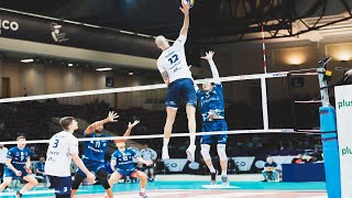 23 Years Old Bartosz Kurek - Amazing Volleyball Player