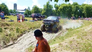EXTREME 4X4 OFF-ROAD Trucks Mudding - Scott Bishop is trying Impossible Mud Hole again