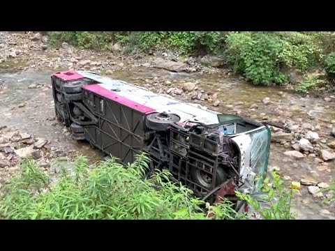 At least 1 dead after bus accident in Chongqing