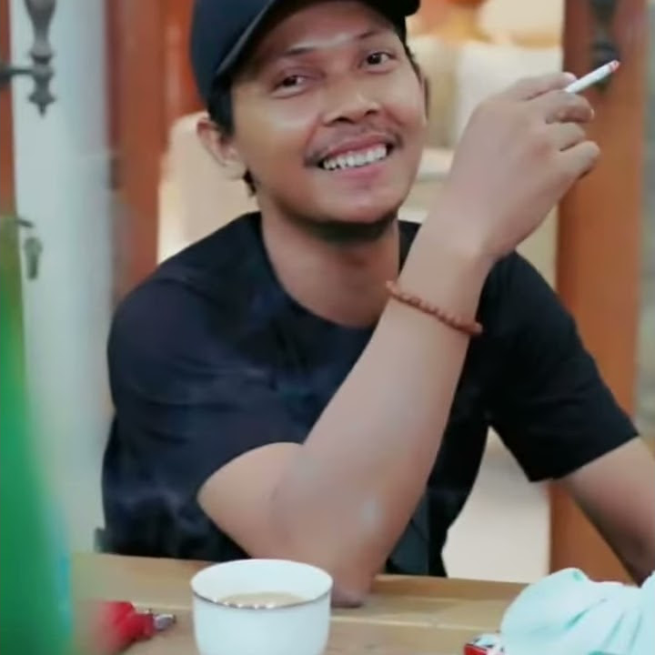Story wa versi mas Toni master mata hantu✨🔥