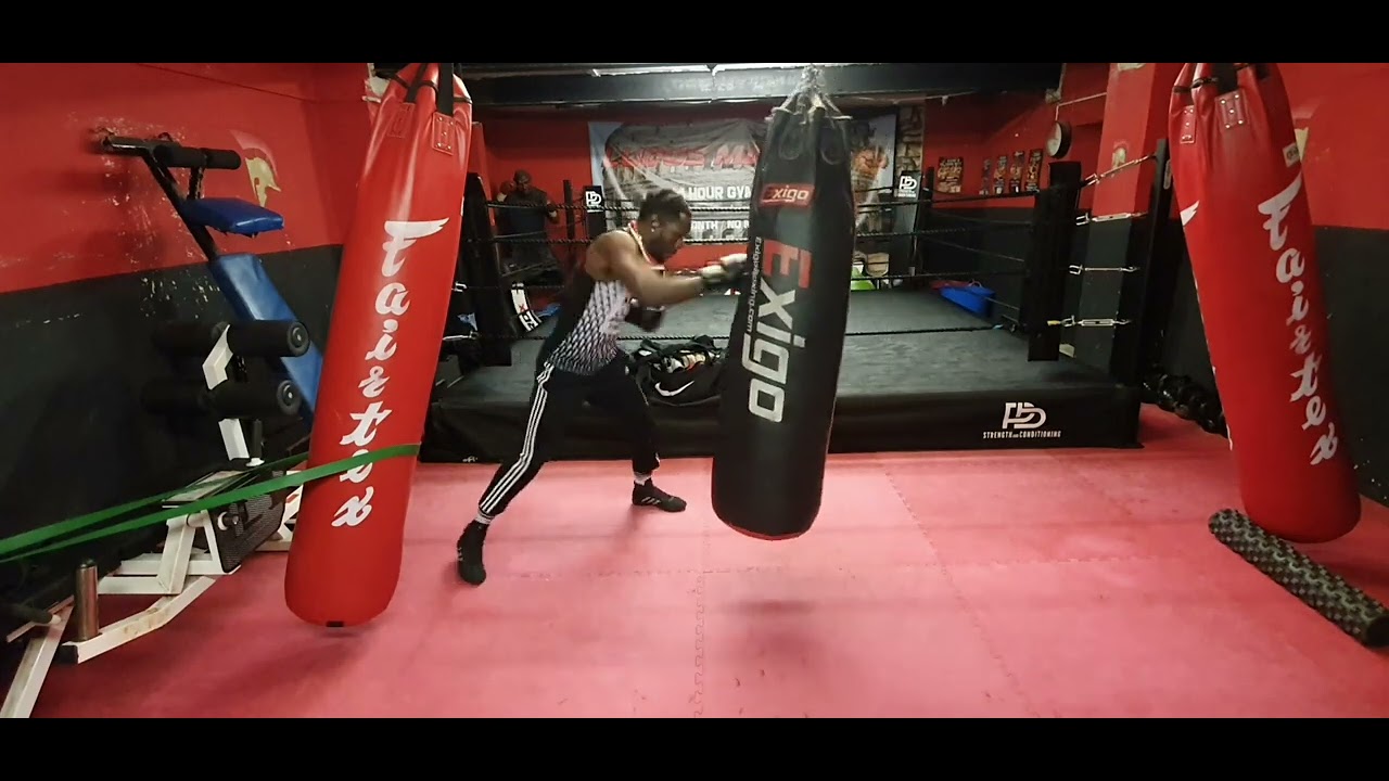 Oneface Mapacha BOXING PUNCHING BAG TRAINING TIME AT LUDUS MAGNUS 24 HOURS GYM YouTube