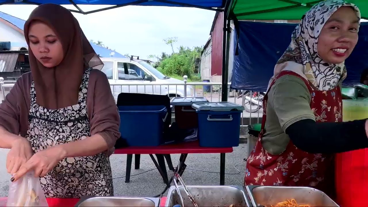 Bazar Ramadhan Sri Medan Batu Pahat Johor.