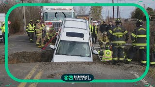 Driver ends up in ditch after ignoring road closed signs in Warwick Township, Bucks County